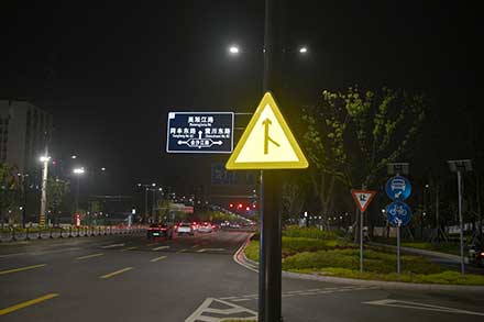 1696666401177537.jpg 前進路金沙江路.jpg